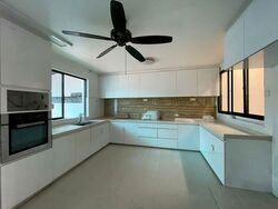 Hougang Avenue 1 (D19), Terrace #604815331